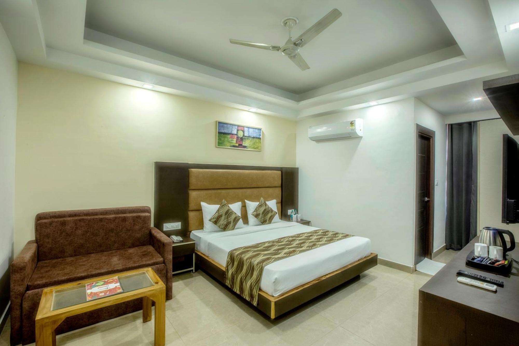 Hotel Deluxe Stay Inn - Near Delhi Airport New Delhi Ngoại thất bức ảnh