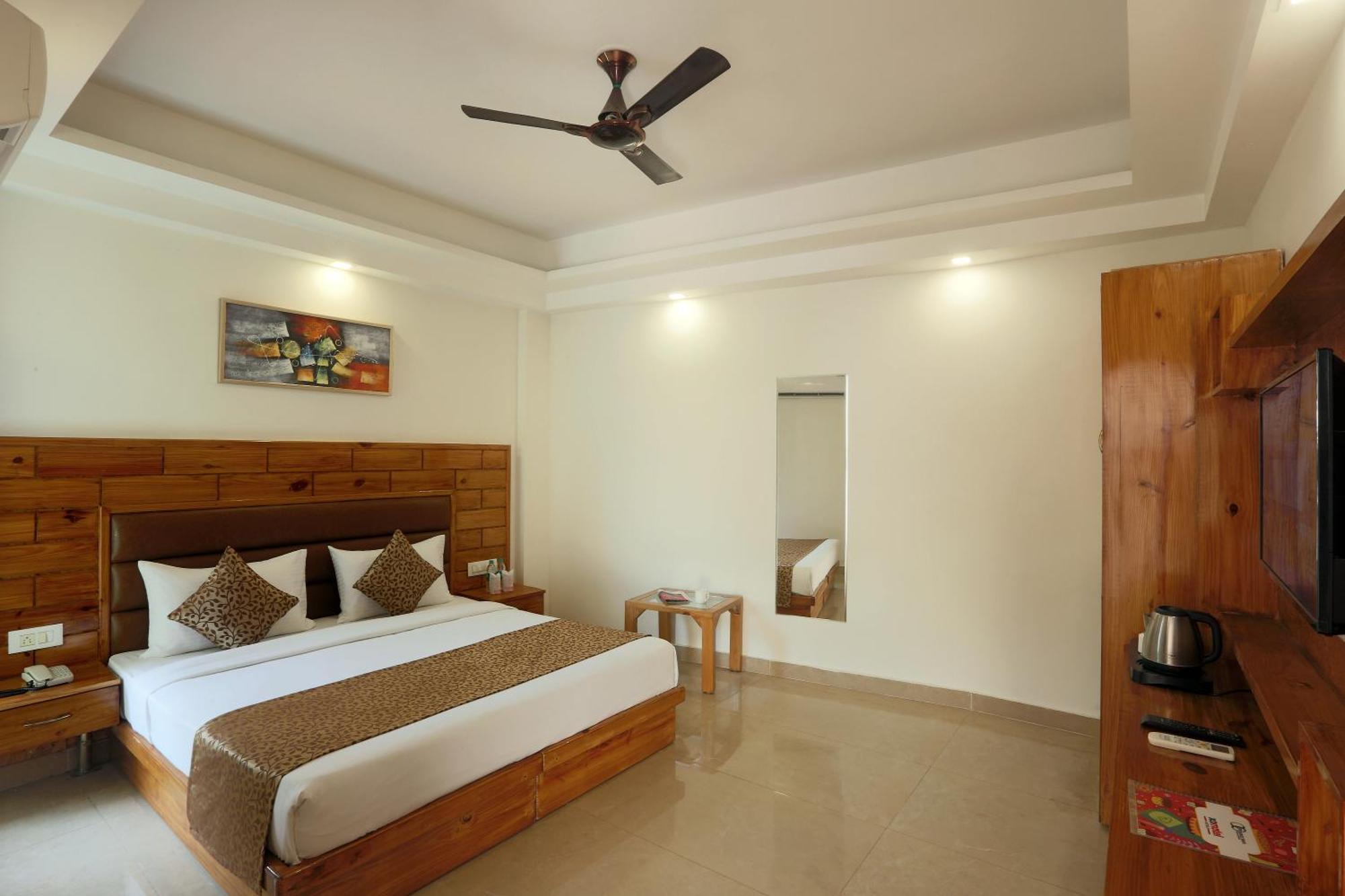 Hotel Deluxe Stay Inn - Near Delhi Airport New Delhi Ngoại thất bức ảnh
