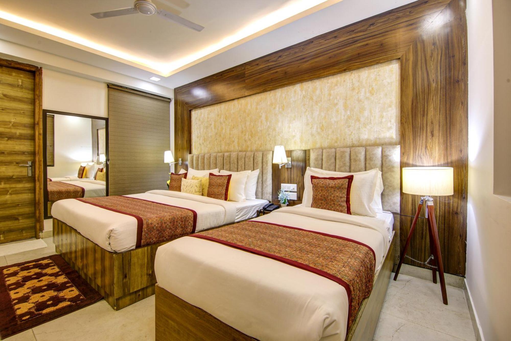 Hotel Deluxe Stay Inn - Near Delhi Airport New Delhi Ngoại thất bức ảnh